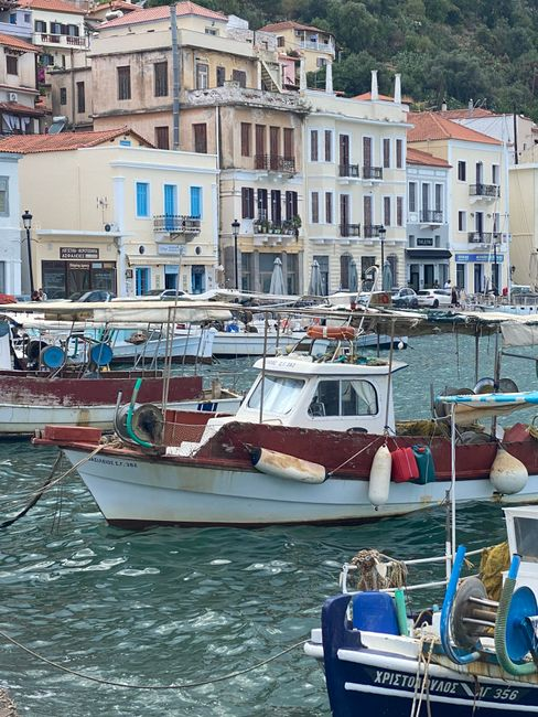 A calm seaside village in Lesbos with waterfront tavernas and an easy evening atmosphere.