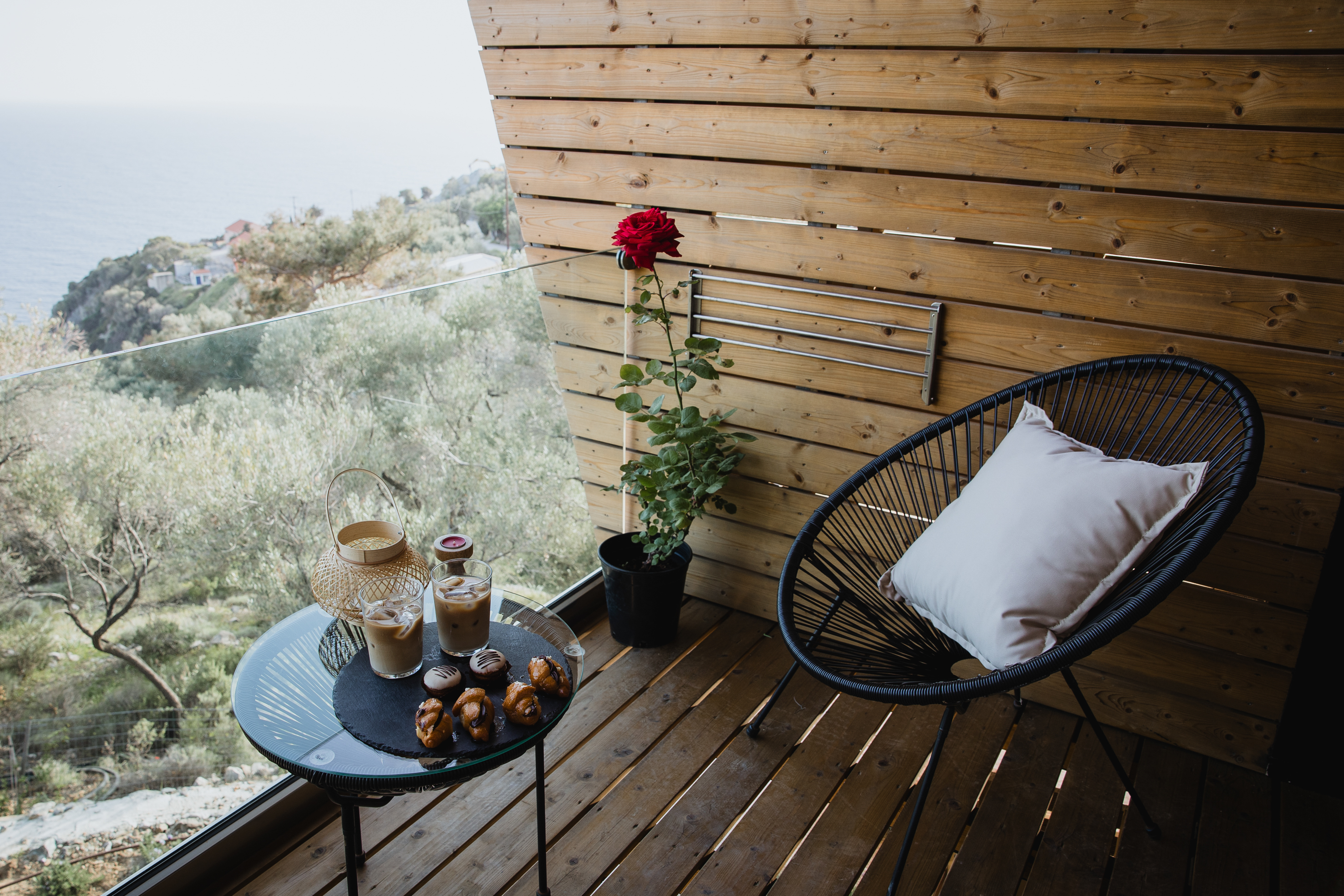 Outdoor seating, coffee and pastries, scenic view